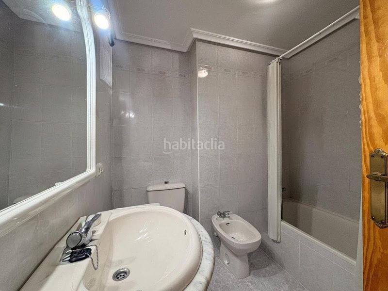 Foto becf96d7-33c3-449c-9d56-4a08d1f8cc2a. Piso en Roda (La)