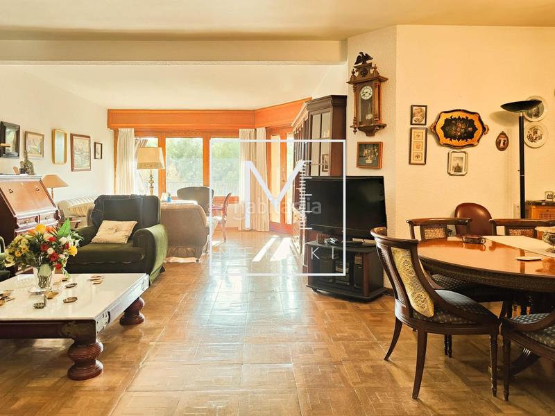 Foto 022cf4f2-6f6d-4927-ae7f-ad450819c515. Piso gran piso en avenida de españa en Centro Albacete