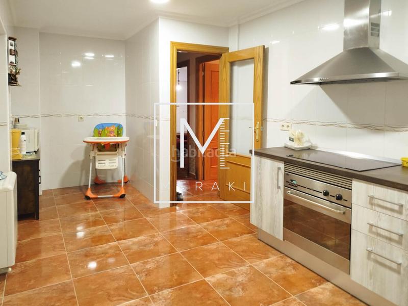 Foto 5dbd0596-eabe-475a-93de-91c3661d2647. Casa adossada amb aparcament a Pozohondo