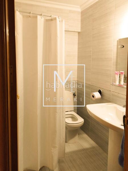 Foto b67dd65b-8d13-4758-ac4e-c85cbdd6187d. Casa adossada amb aparcament a Pozohondo