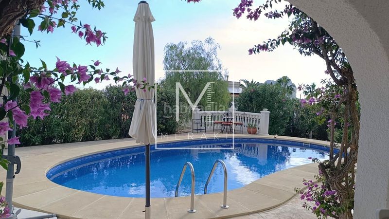 Foto 29da7b9d-0065-4e78-bc3c-0a22a683fe9c. Casa amb calefacció aparcament piscina a Cometa Calp