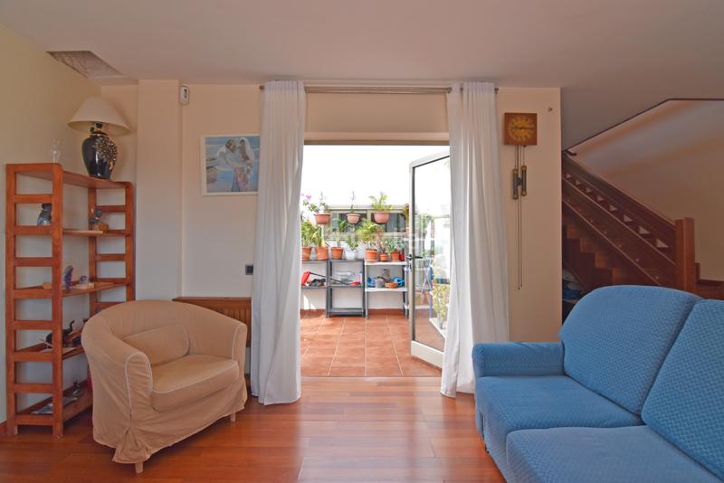 Foto a36a6f69-b07c-47f5-9d4d-59f9a5f52b47. Reihenhaus mit parking in Tafira Palmas de Gran Canaria (Las)