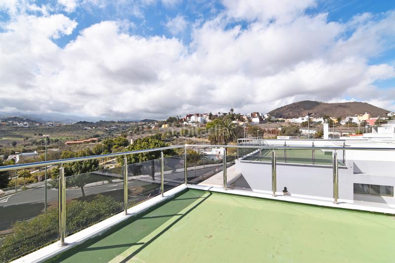 Foto 0082b011-bea3-4226-a179-4ece2040342b. Semi detached house with parking in Tafira Palmas de Gran Canaria (Las)