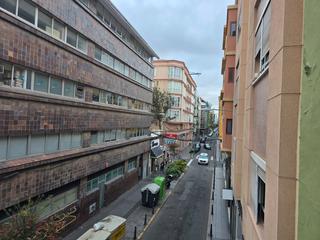 Pis  Calle la naval