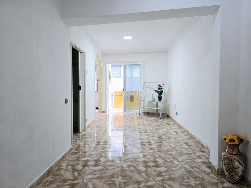 Foto bef2d58b-3ba3-4641-80fc-2b69644e192d. Piso en Guanarteme Palmas de Gran Canaria (Las)