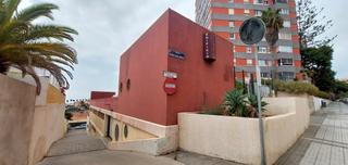 Aparcament cotxe a Calle antonio maría manrique 10b