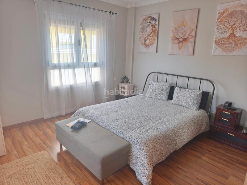 Foto a444d5c8-c7d6-4974-a8a6-1f9dbfe6405b. Casa aparellada amb aparcament a San Lorenzo Palmas de Gran Canaria (Las)