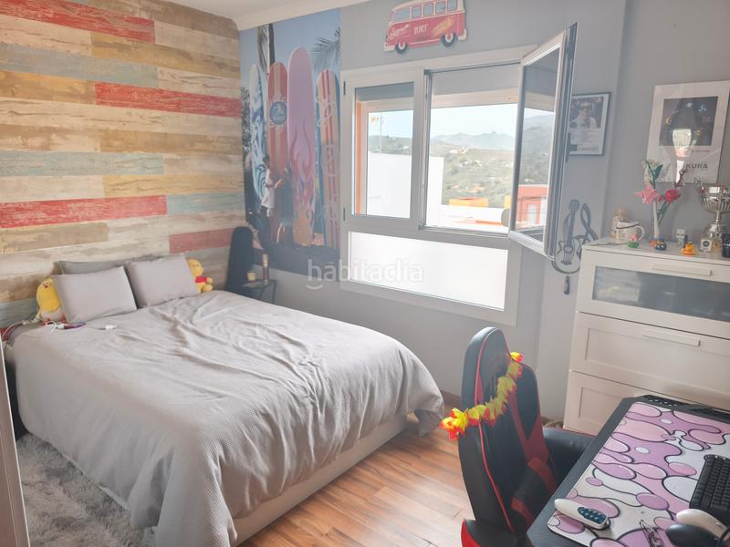 Foto f1fdcbc4-fd78-4698-9e72-509fb74156ff. Casa aparellada amb aparcament a San Lorenzo Palmas de Gran Canaria (Las)