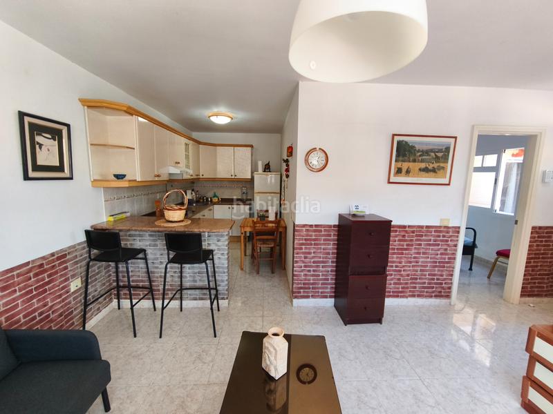 Foto fa5cc282-0498-4858-82fa-fb87db6092f0. Casa a schiera con parcheggio in Arguineguín Mogán