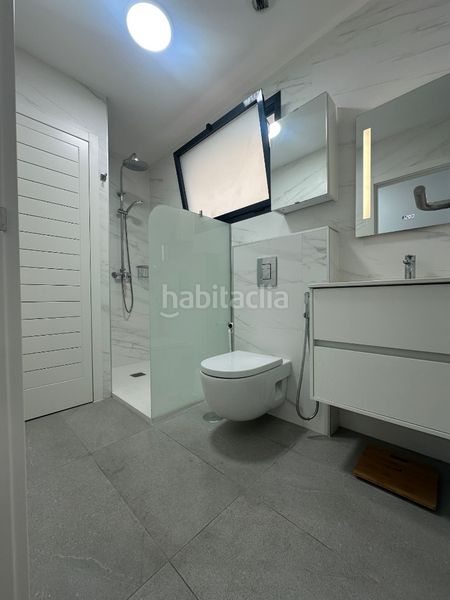 Foto c4ddc1ea-b512-4ae9-9240-4bf6d6992320. Piso en calle lepanto 35 ¡descubre tu nuevo hogar en la vibrante plaza del pilar, en Guanarteme! en Palmas de Gran Canaria (Las)
