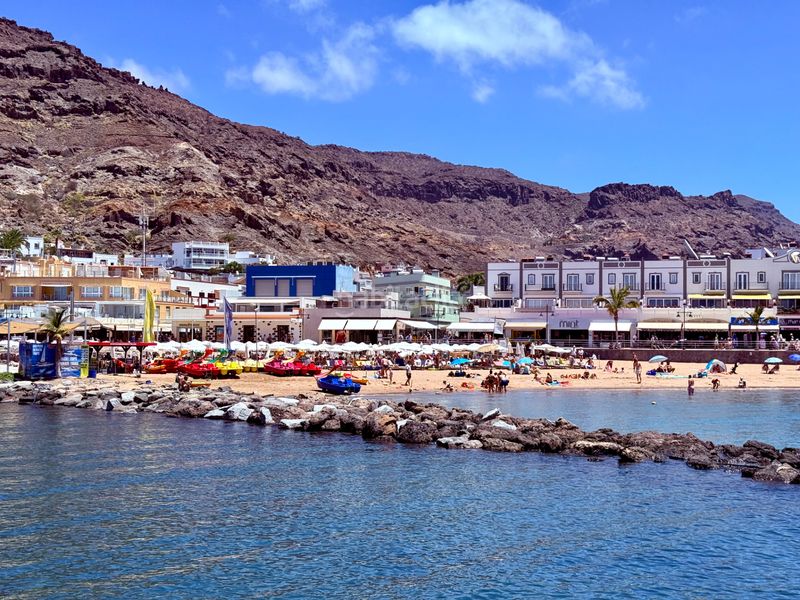 Foto b2c914b7-0c9f-4490-9f2e-5c29e517904e. Pis a playa de Mogán Mogán