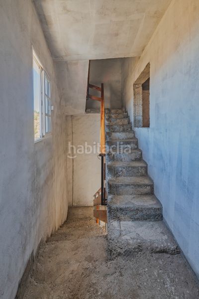 Foto 073f0d79-e79f-4365-8a5e-42ec9155e48a. Masia a Artenara