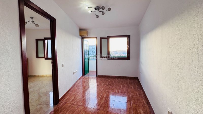 Foto 709bcf9d-ec4c-4355-9cfc-6e87a0cdd289. Apartamento en Playa del Inglés San Bartolomé de Tirajana