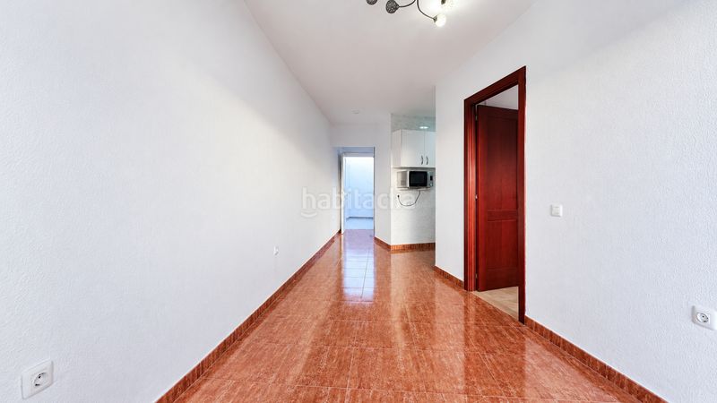Foto e6e8897b-ade3-47a6-9c68-3bdf0c3e7ab8. Apartamento en Playa del Inglés San Bartolomé de Tirajana