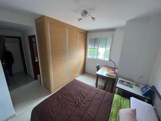 Pis  Calle infanta cristina. Piso de tres dormitorios, con solarium  y garaje independiente