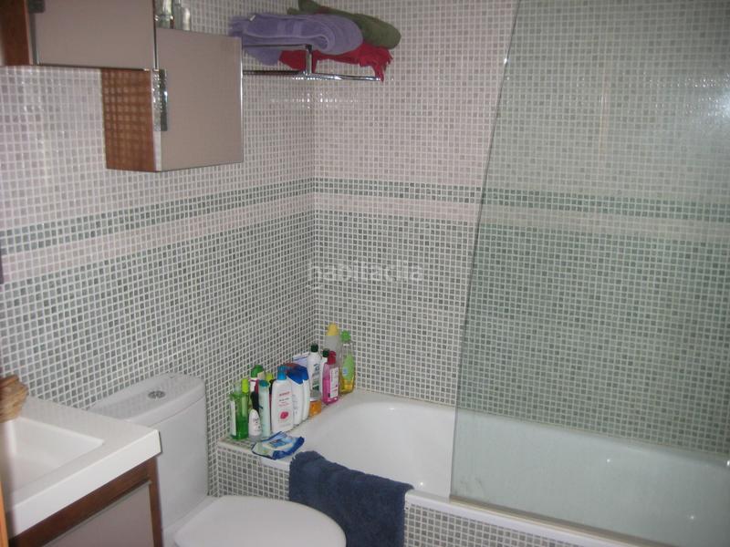 Foto 34a78a1a-bfbc-4658-9422-f37cfc30e5eb. Appartement avec parking dans Constitución Melilla