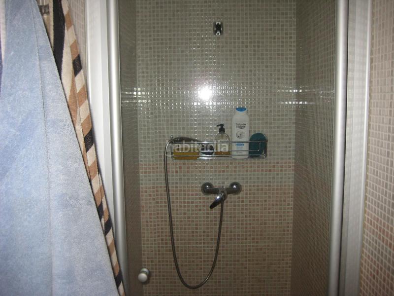 Foto f07aa8ce-5e29-421e-982e-10db56336ab4. Appartement avec parking dans Constitución Melilla