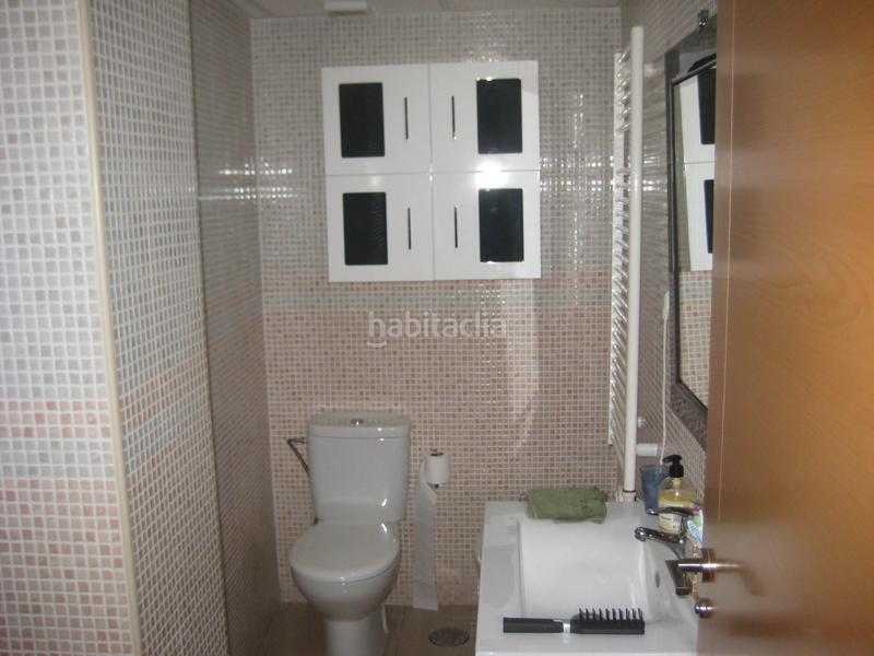 Foto dcecf16c-c9ea-41bf-9856-e38c2e133330. Flat with parking in Constitución Melilla