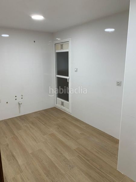 Foto 00dd81a8-ef62-46fb-97a7-bd049410d182. Etagenwohnung in Isaac Peral Melilla