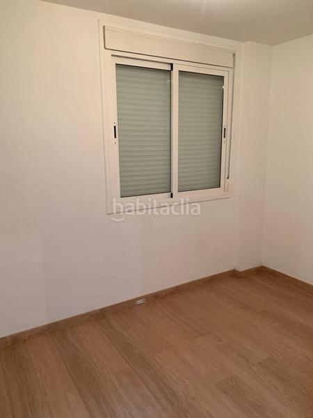 Foto a028dfaa-be54-45b4-8db9-71f2a475ed94. Piso en Isaac Peral Melilla