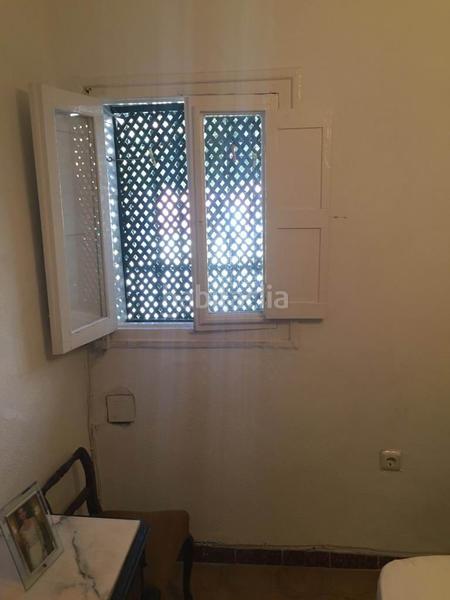 Foto b7a098d8-1ac8-402e-b996-a89b527c0690. Flat with parking in El Real Melilla