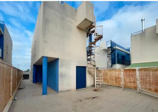 Maison  Carrer de peñíscola 11. Casa chalet independiente en vinaros (castellon)