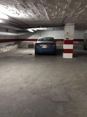 Aparcament cotxe  Calle teniente aguilar de mera. Tres plazas de aparcamiento en venta en el mismo centro de la ci