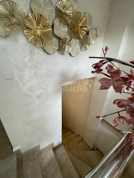 Foto d0ef39f4-3238-4d6a-ba46-a31038e3d561. Casa a schiera con parcheggio piscina in Constitución Melilla