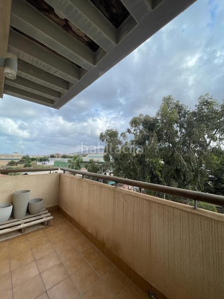 Foto 1efb7899-990d-4566-ab25-4c17dbd43806. Maison jumelée avec parking piscine dans Constitución Melilla