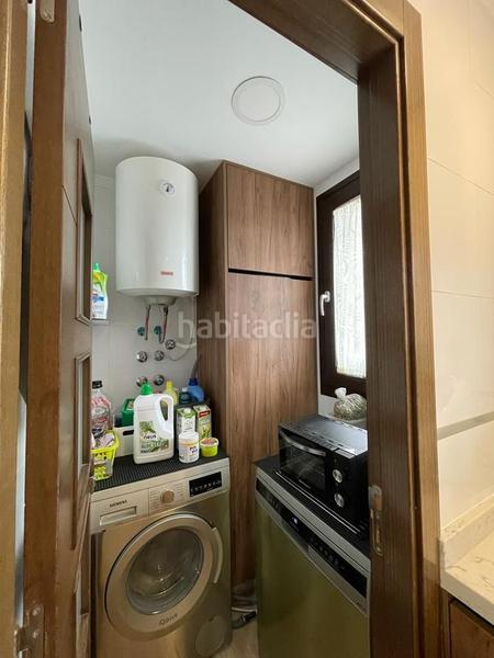 Foto e00a81d3-a83d-4a60-b4b8-60c4d2a5640a. Semi detached house with parking pool in Constitución Melilla
