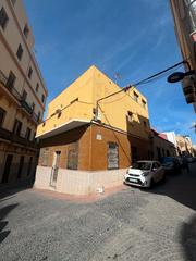 Casa  Plaza jaén. En venta casa mata en el mismo centro de la ciudad