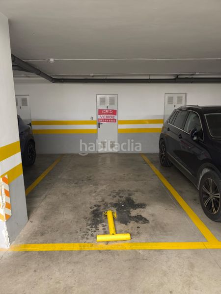 Foto d13d2fe0-6230-47b7-a4c9-4711bf86ffd6. Aparcament cotxe a calle querol 62 a San Lorenzo Melilla