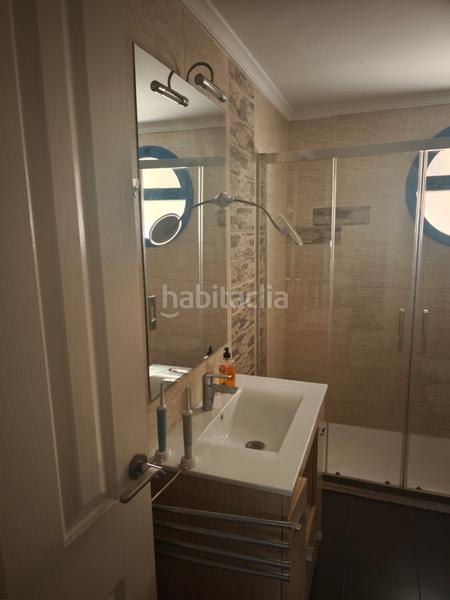 Foto e0c76274-cf7a-4bc5-8297-3bafbe9b775e. Casa adossada amb aparcament piscina a Alfonso XIII Melilla