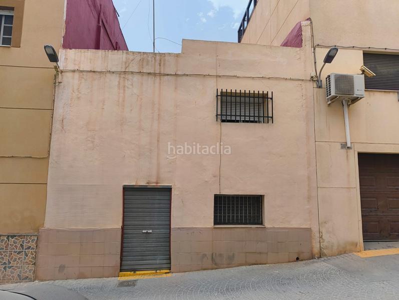 Foto 20df8881-d408-4592-88e2-5b627645d40f. Casa a calle el viento 7 a Isaac Peral Melilla