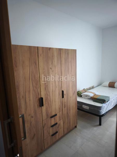 Foto 9528bd4d-2c7d-4b08-b338-05b4317ebfc3. Alquiler piso en calle del m mariano bartolom 6 vivienda ideal para estudiantes y deportistas en Melilla