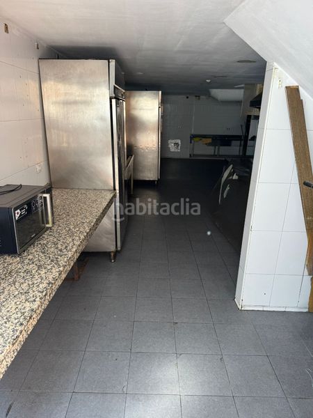 Foto 1d0d6235-4e97-4f71-b9ab-8753ceac2057. Locale commerciale in El Real Melilla