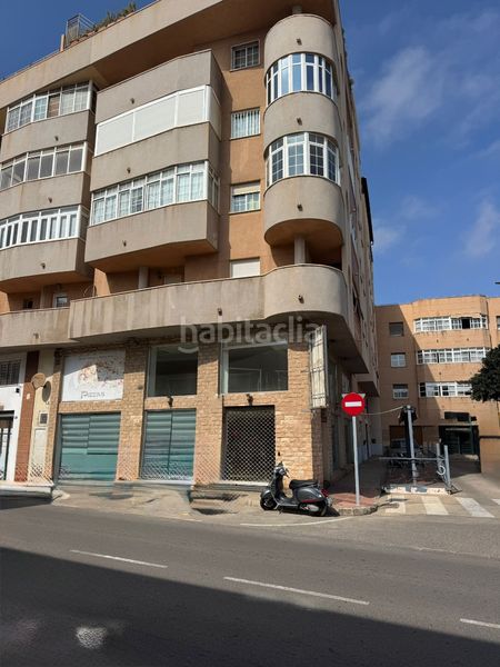 Foto 6fab29d8-fd8a-4785-8cc0-b6a464bdad72. Locale commerciale in El Real Melilla