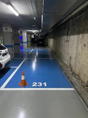 Location Parking voiture à Avenida de la democracia 9. Se alquilan plazas de garaje en el centro de la ciudad