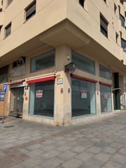 Local Comercial en Calle Bustamante 19