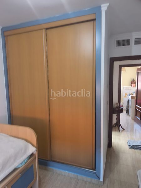 Foto 3d4178d2-4d36-4bf5-83cb-10977d266e0c. Casa adossada amb calefacció a Constitución Melilla