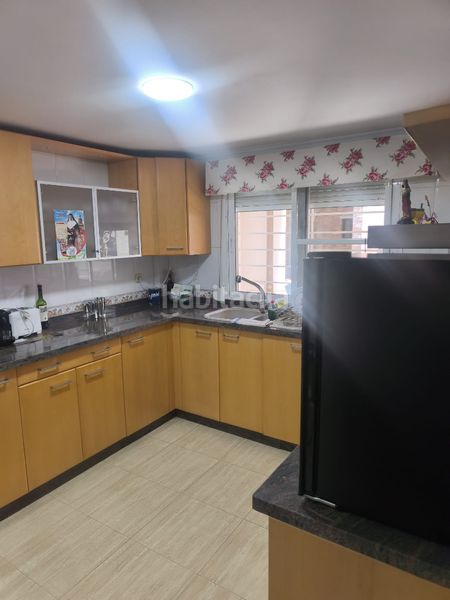 Foto 745b18c8-9fb2-4b9d-b118-9734f5f70fd9. Casa adossada amb calefacció a Constitución Melilla