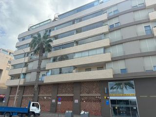 Etagenwohnung  Paseo marítimo francisco mir berlanga 1. Interesante vivienda en 1ªlinea de playa