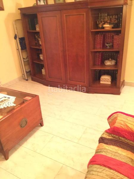 Foto f90190e6-8c9d-4649-9ec5-eb60f129576f. Towny house with parking pool in Constitución Melilla