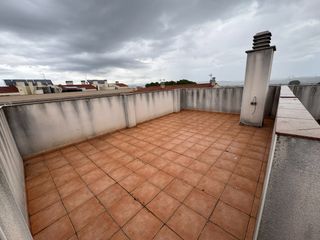 Lloguer Pis  Carrer pintor fortuny. ¡¡¡piso de 76 m2 muy luminoso con terraza privada de 26 m2 en vi