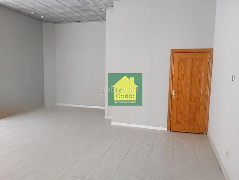 Foto 2dd7eada-0439-4ddd-bf02-71efe2e98589. Affitto locale commerciale in Industria Albacete