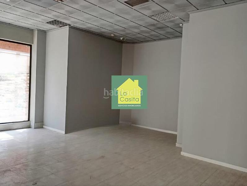 Foto 9b36d908-3c80-4d24-8d8e-d76261789ac5. Alquiler local comercial se alquila local zona Industria. ref. alol102 en Albacete