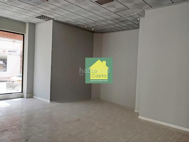 Foto b00849c7-6d03-4cd0-803f-6f2a6d4606e9. Lloguer local comercial a Industria Albacete