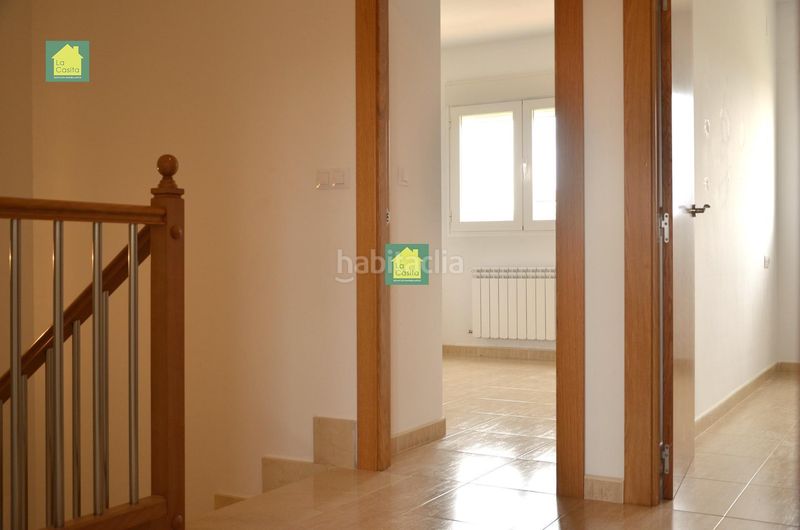 Foto 85a49182-404b-4b34-a627-0f13284c04ec. Casa adossada amb calefacció aparcament a Chinchilla de Monte - Aragón