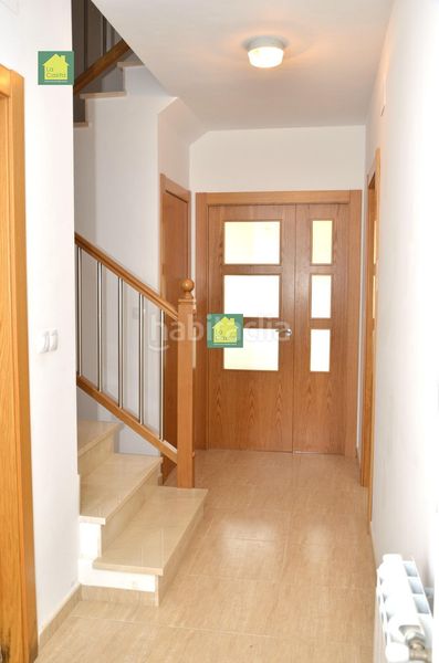 Foto a3ad14af-83bd-4db6-a68d-a9434c896a01. Casa adossada amb calefacció aparcament a Chinchilla de Monte - Aragón