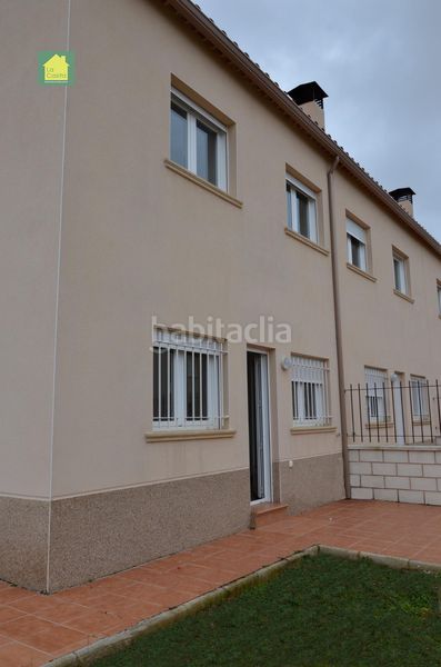 Foto d6da5276-0075-4ce8-8c28-a98c391252c5. Casa adossada amb calefacció aparcament a Chinchilla de Monte - Aragón